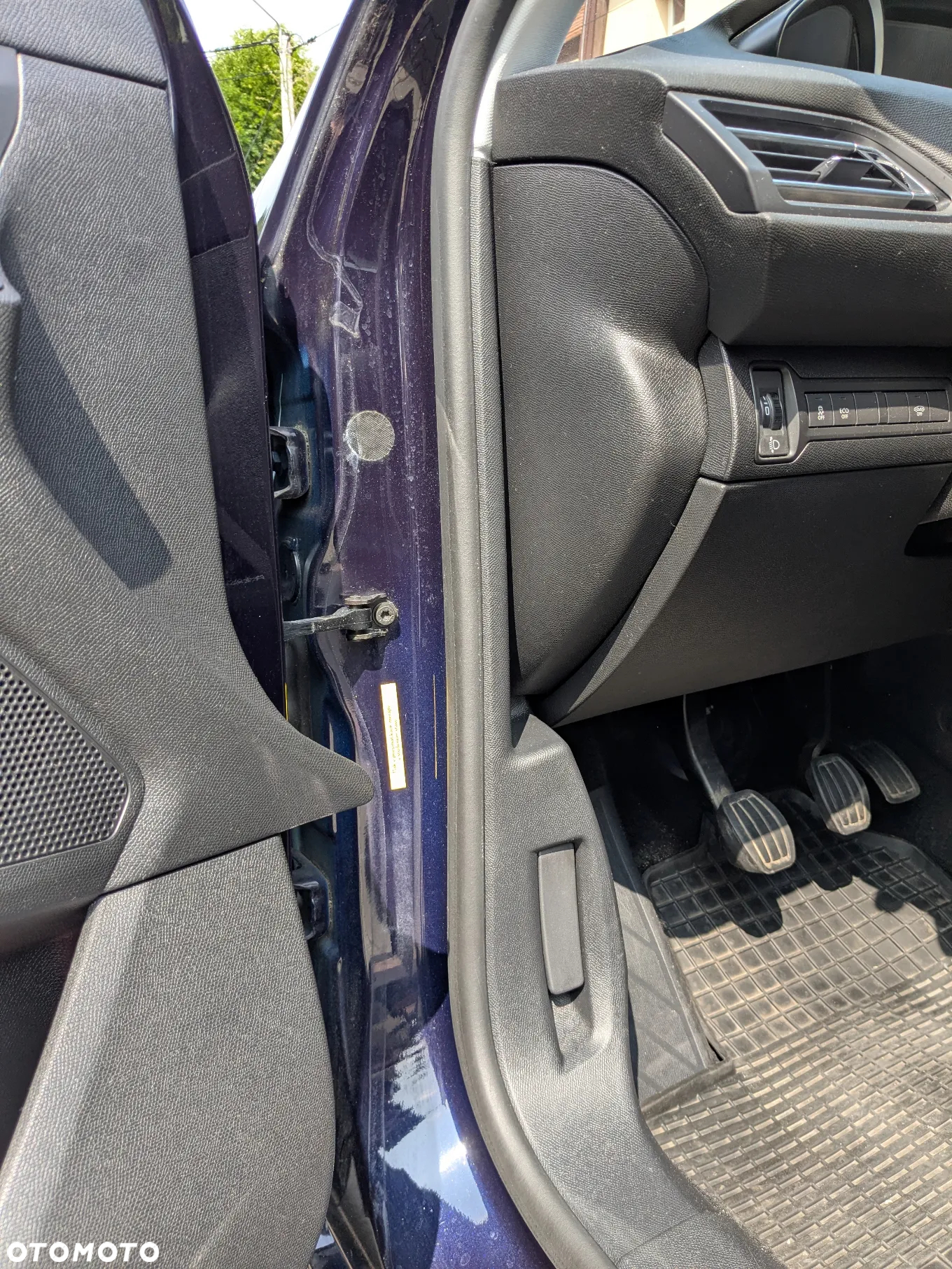Peugeot 308 1.6 e-HDi Allure S&S - 11