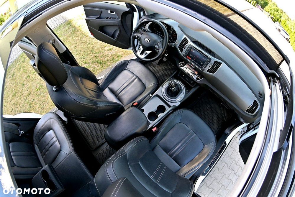 Kia Sportage - 11