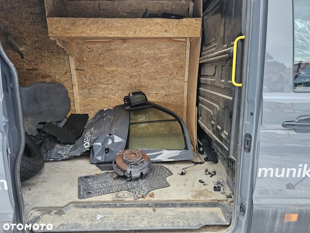 Volkswagen Crafter - 15