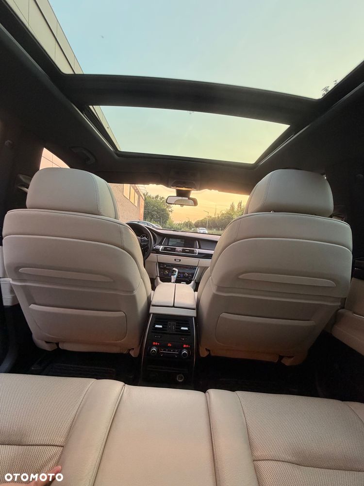 BMW 5GT 535d xDrive - 15