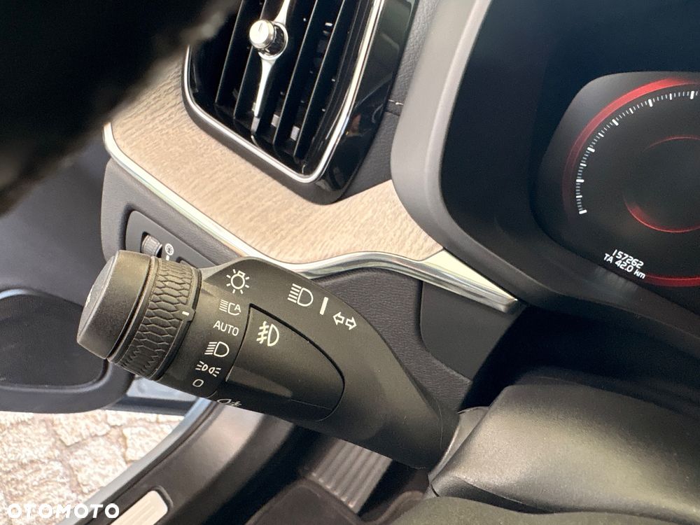 Volvo XC 60 T8 AWD Plug-In Hybrid Inscription - 25