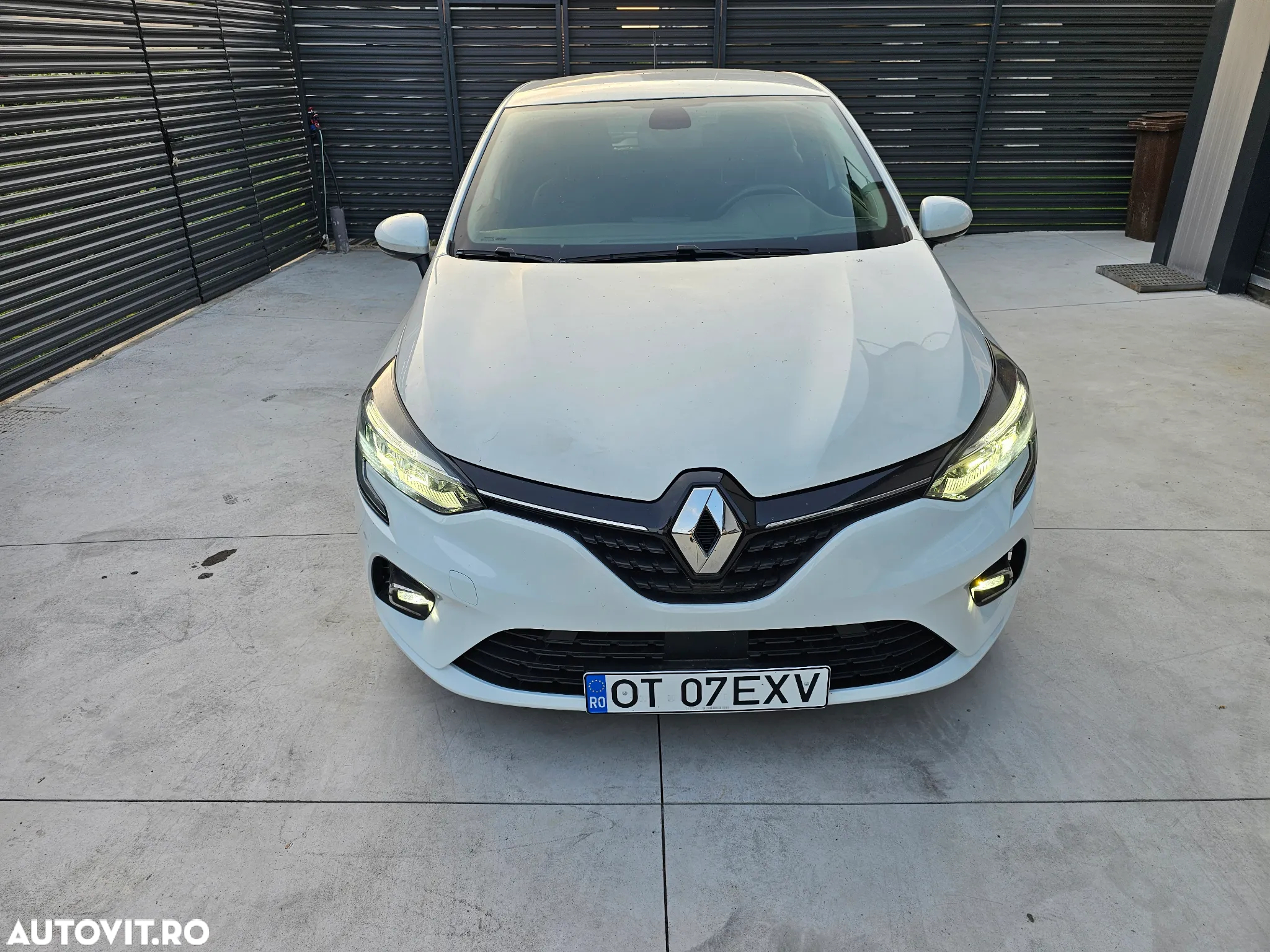 Renault Clio BLUE dCi 85 BUSINESS EDITION - 6