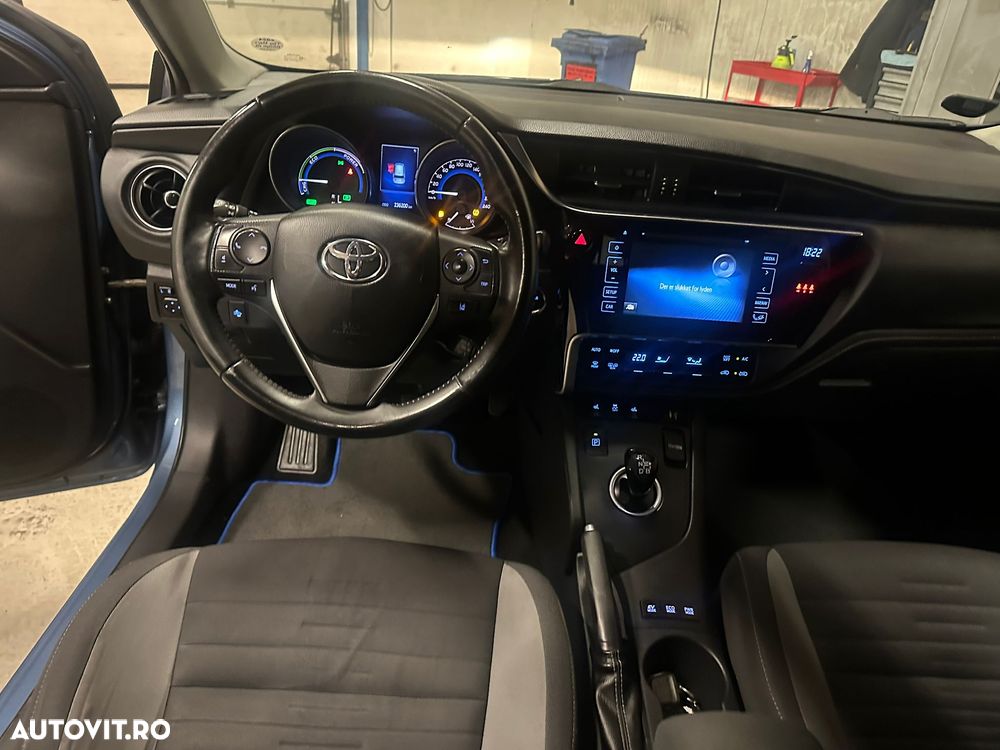 Toyota Auris 1.8 VVT-i Hybrid Automatik Touring Sports Edition - 6