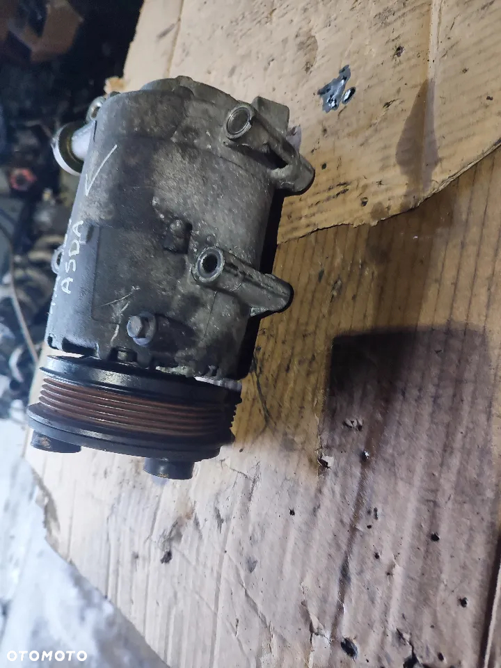 Kompresor klimatyzacji Ford 1,4 16v z silnika ASDA - 2