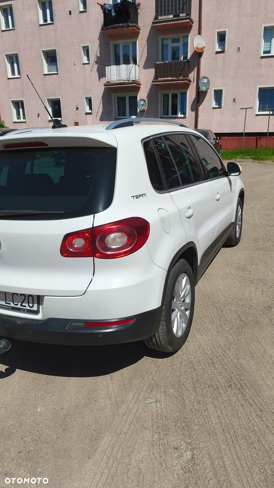 Volkswagen Tiguan - 4
