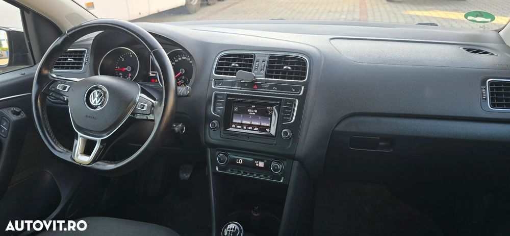 Volkswagen Polo 1.4 TDI Blue Motion Technology Allstar - 13