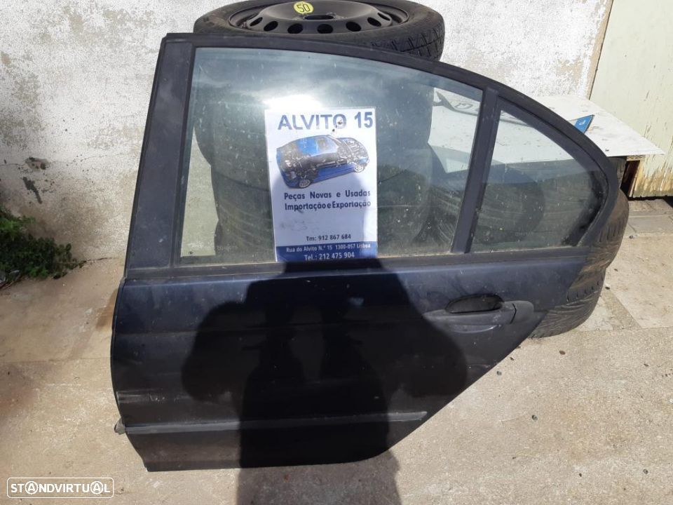 porta trás esuqerda BMW 320D E46 - 1