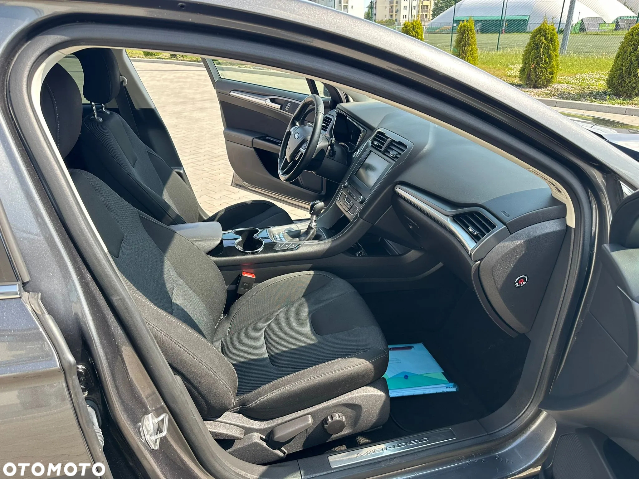 Ford Mondeo 1.5 EcoBoost Ambiente Plus - 10