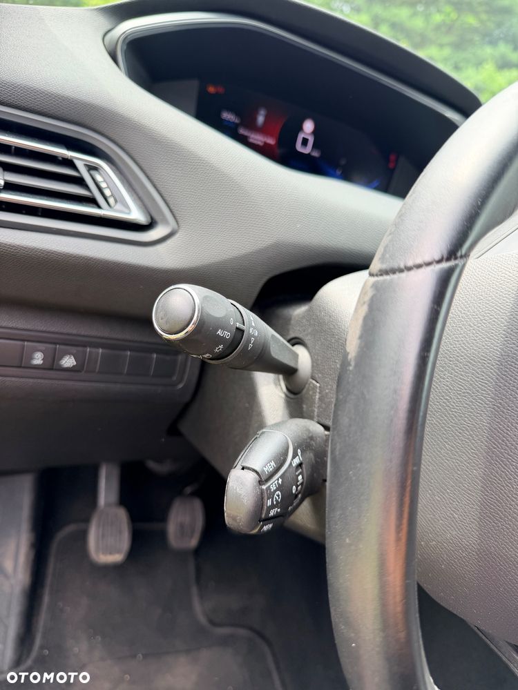 Peugeot 308 PureTech 130 Allure - 16