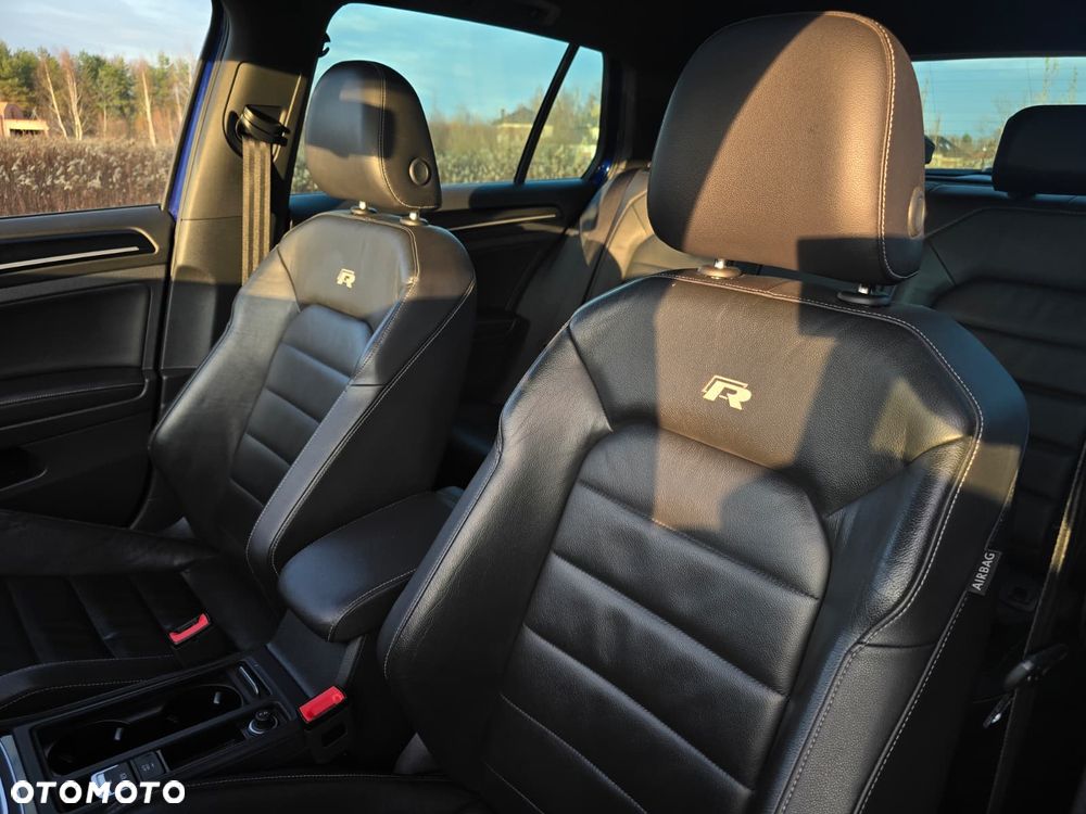 Volkswagen Golf - 13