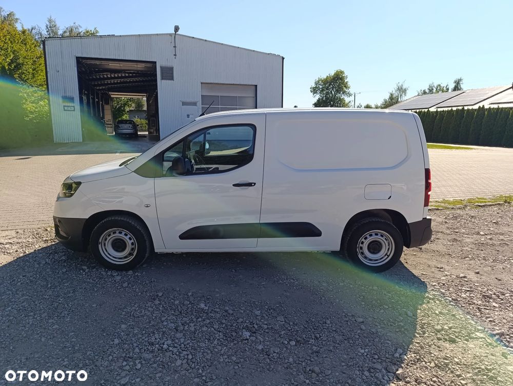 Toyota Proace City Furgon 2.3T - 14
