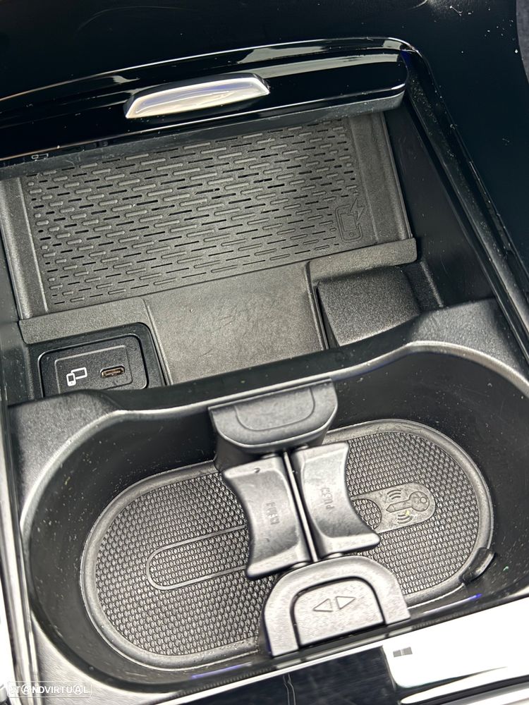 Mercedes-Benz CLA 250 e 8G-DCT AMG Line - 31