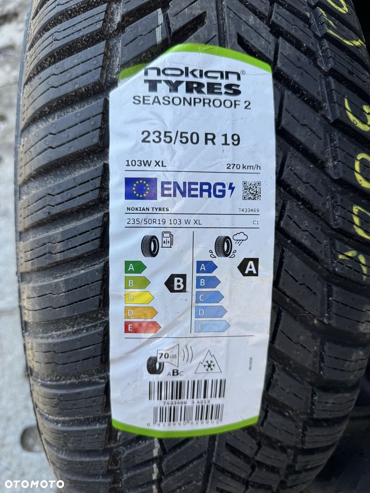 Nowe opony wielosezonowe 235/50/19 Nokian 2 sztuki 2025r - 2