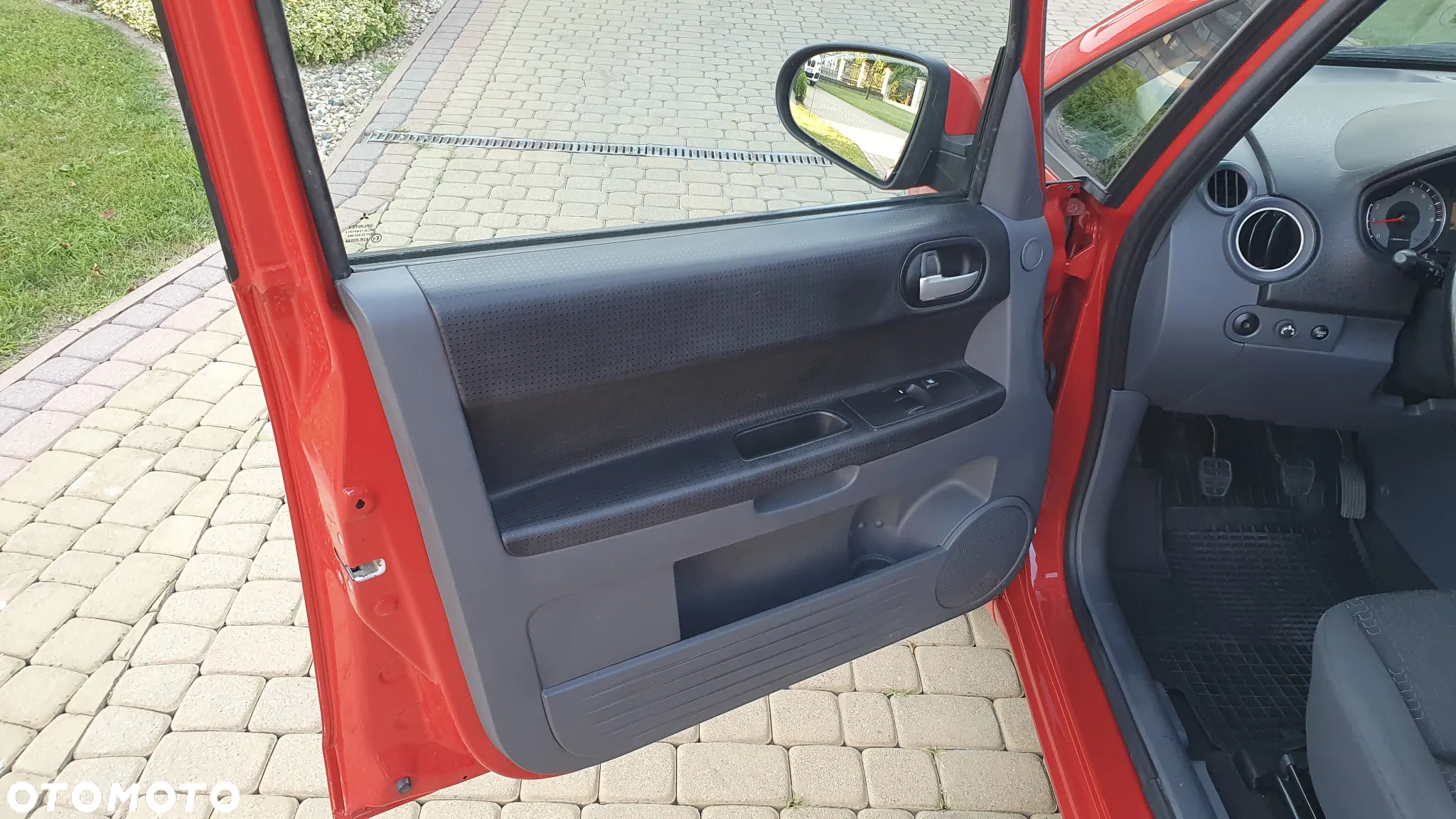 Mitsubishi Colt 1.1 Inform Cleartec - 12