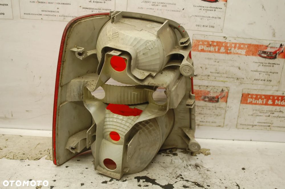 LAMPA PRAWY LEWY TYŁ TYLNA VW TOURAN I 1T0945096C 1T0945095F 1T0945096F 1T0945096 - 4