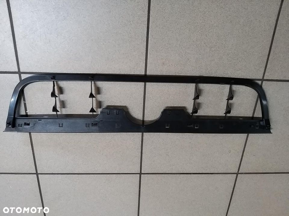 ATRAPA  WSPORNIK JETTA/VENTO USA 91-98 1H5853655 - 1