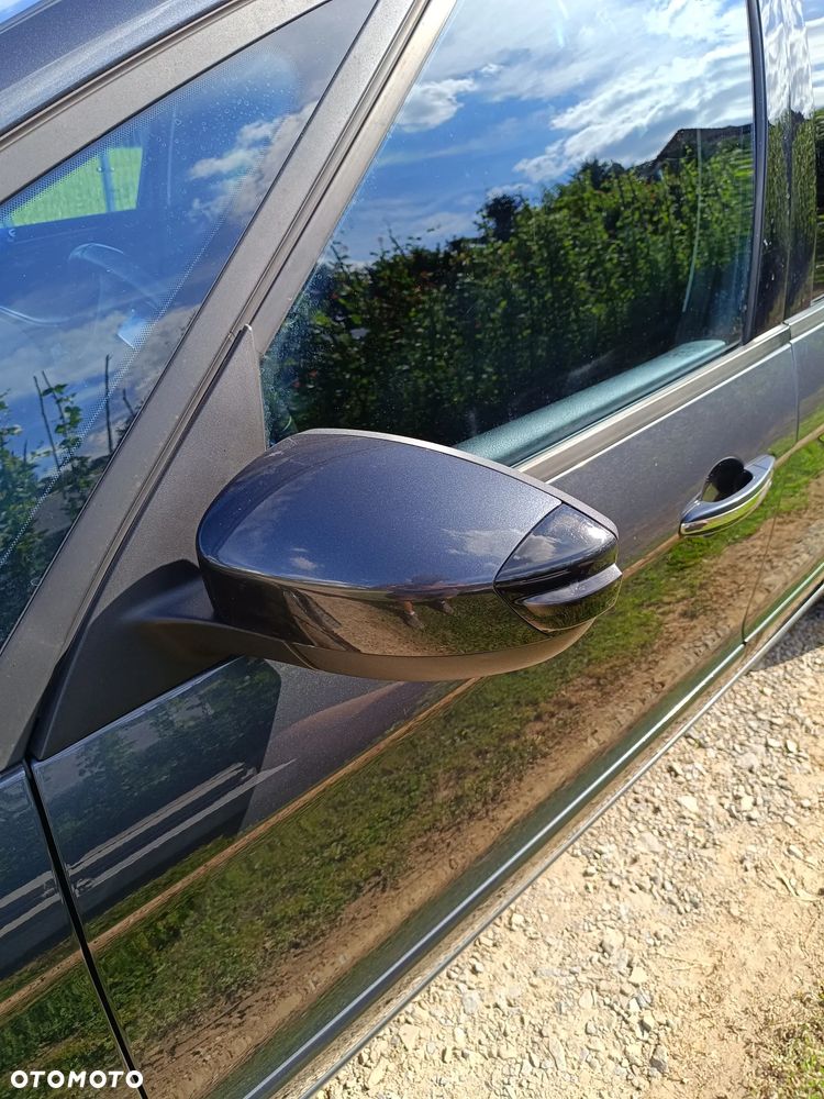 Ford S-Max 2.0 Titanium - 8