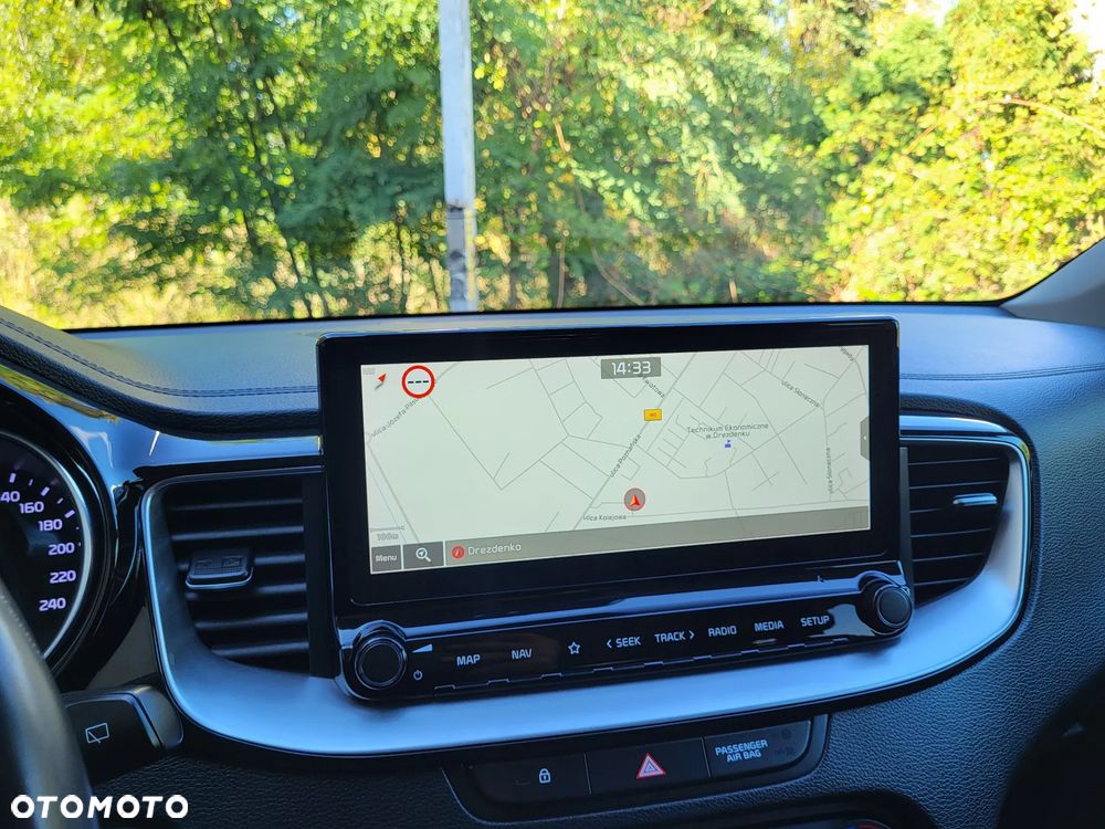 Kia Ceed - 22