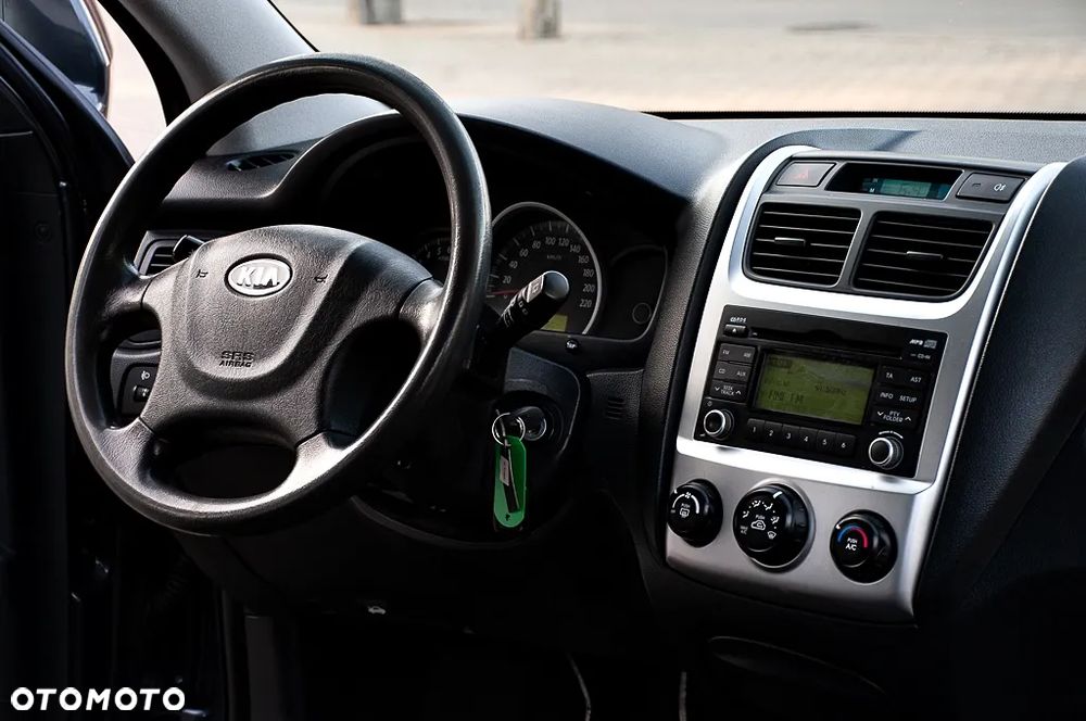 Kia Sportage 2.0 Freedom - 36