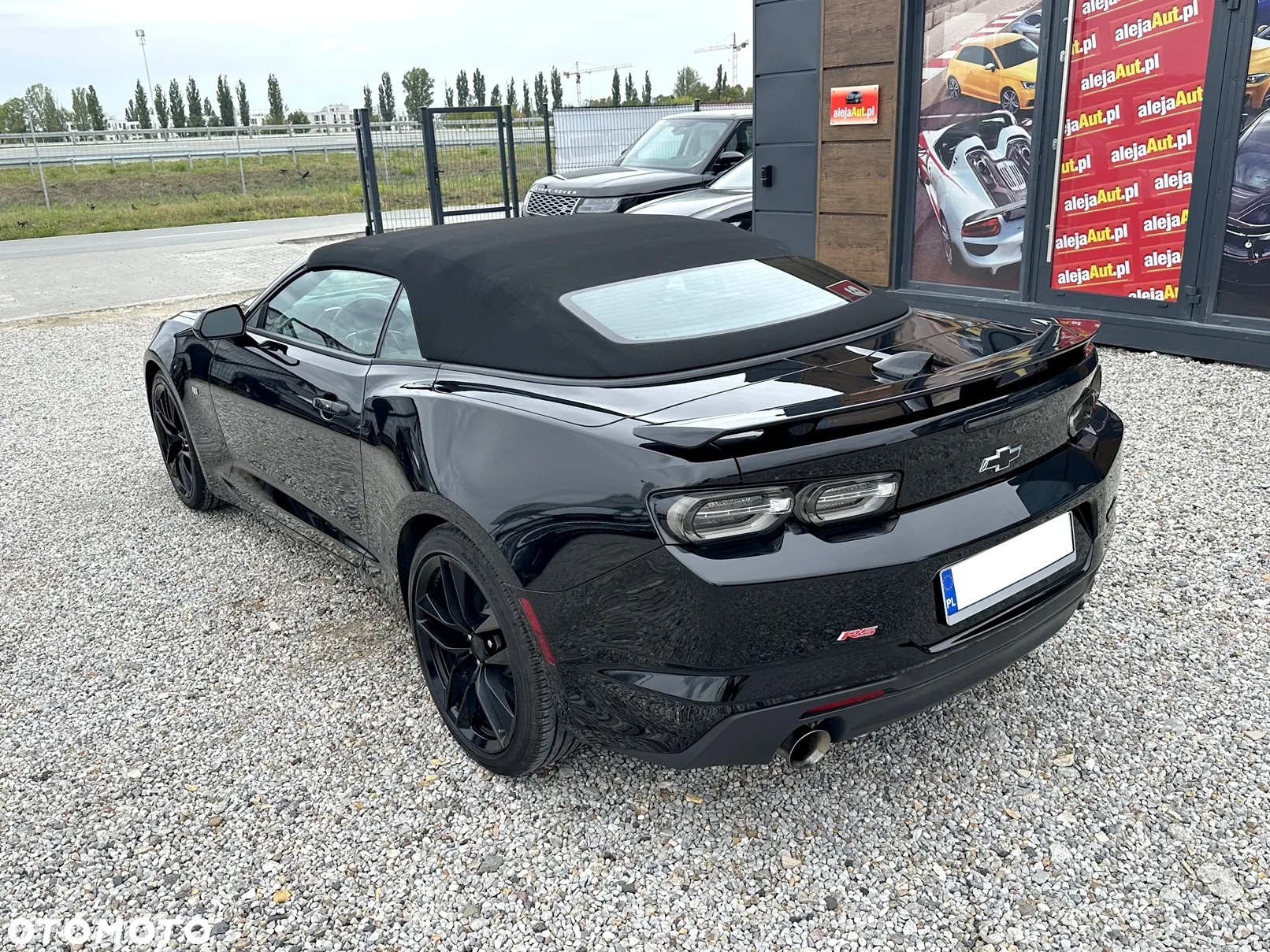Chevrolet Camaro - 13