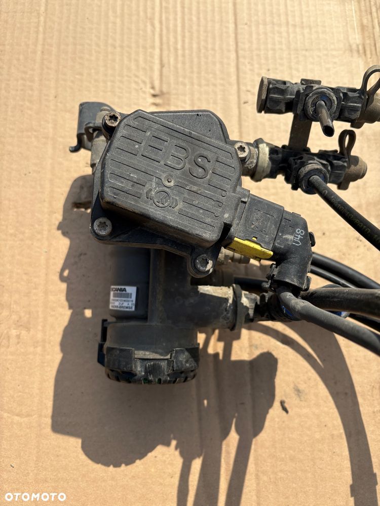 Modulator hamulcowy EBS Scania R S knorr zawór hamulca - 1