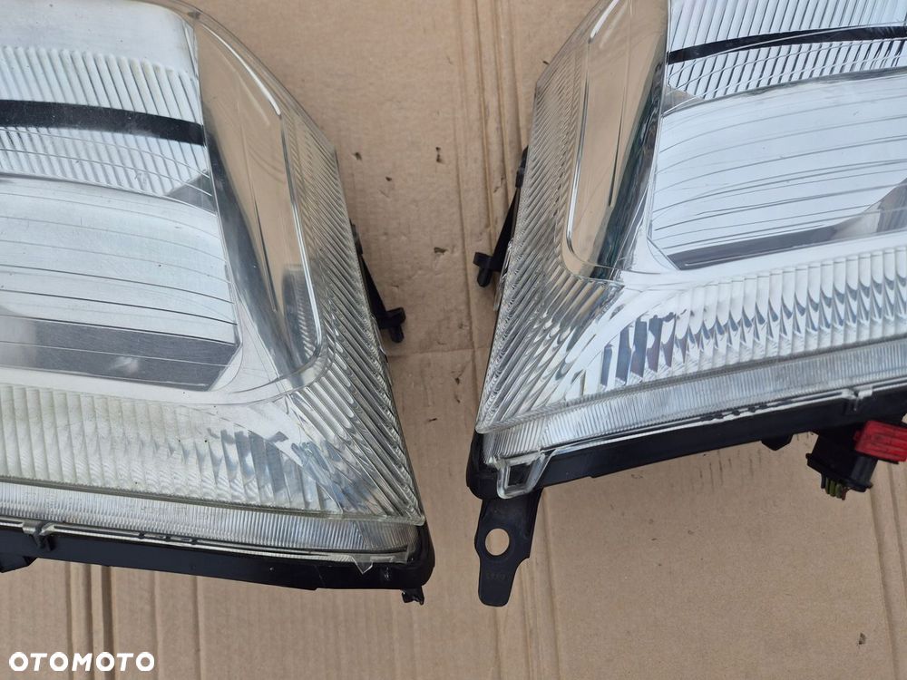 Citroen C2 komplet lamp.Oryginały AL.100.EU.2003- - 16