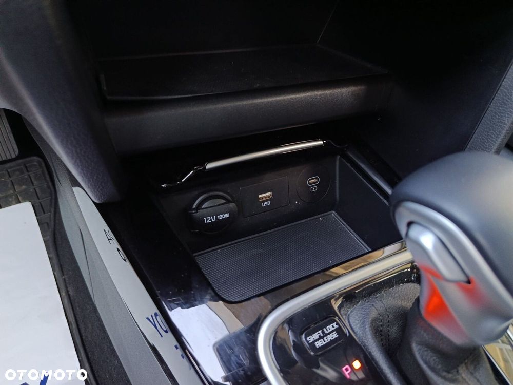 Kia XCeed 1.5 T-GDI L DCT - 24