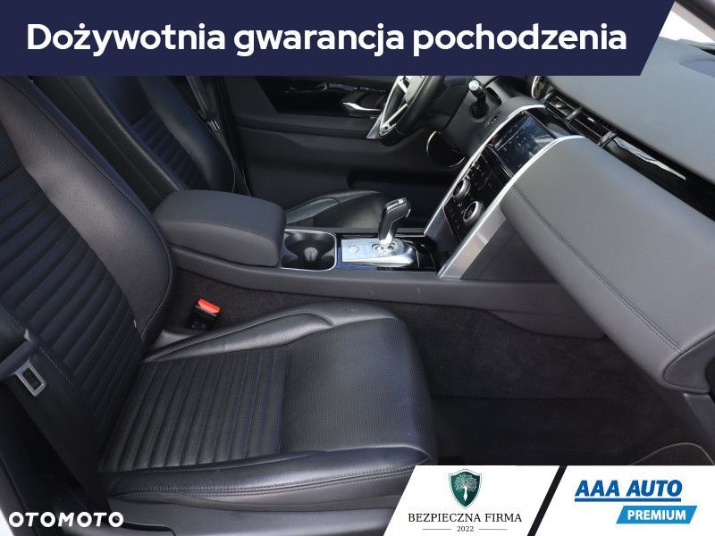 Land Rover Discovery Sport - 10