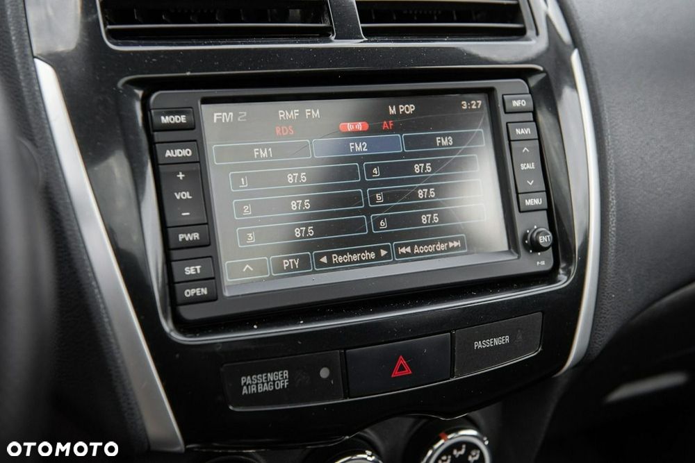 Peugeot 4008 - 24