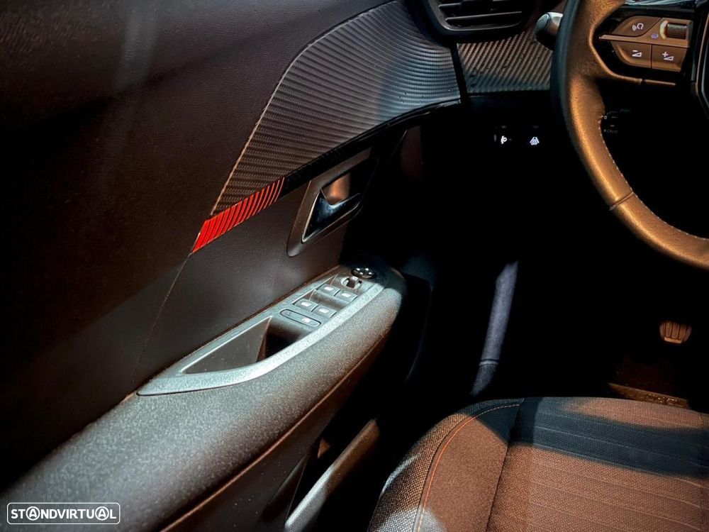 Peugeot 208 1.2 PureTech Active - 22