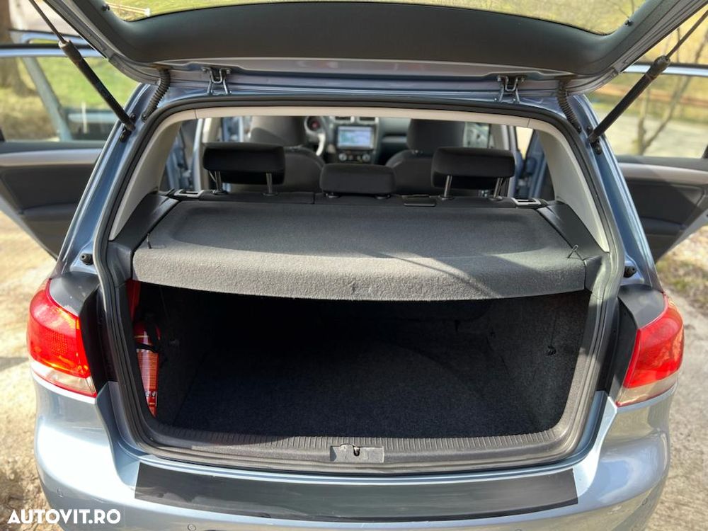 Volkswagen Golf 1.6 TDI DPF Style - 13