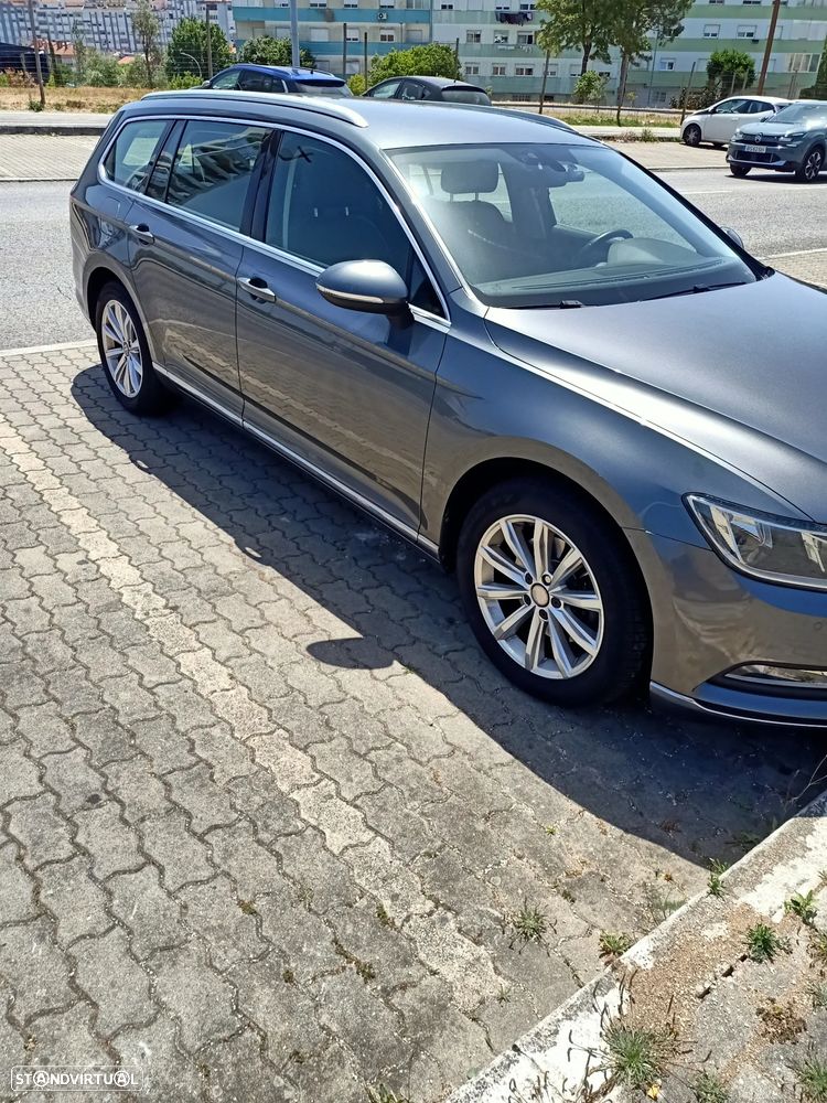 VW Passat Variant 2.0 TDI Highline DSG - 4