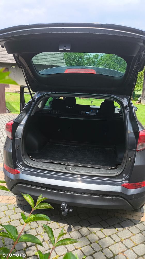 Hyundai Tucson 1.6 GDI BlueDrive Comfort 2WD - 16
