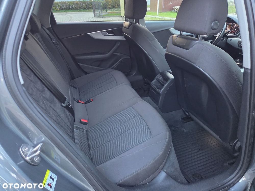 Audi A4 Avant - 8