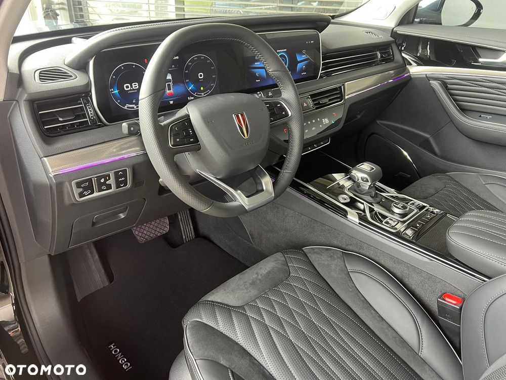 Hongqi HS5 - 18