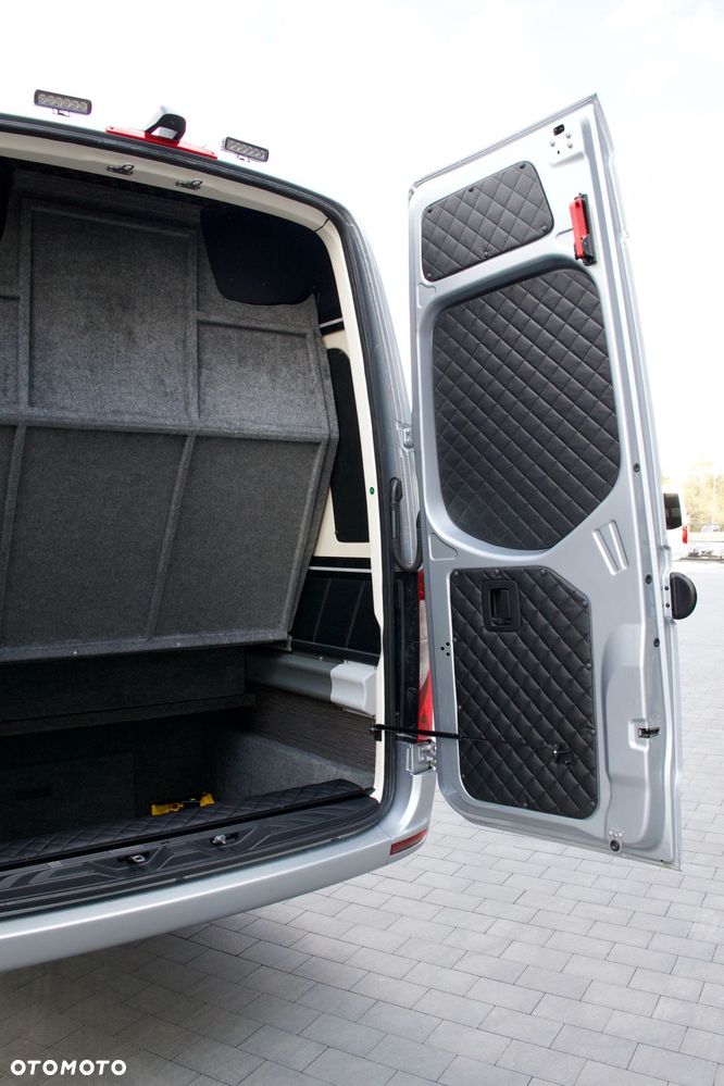 Mercedes-Benz Sprinter 519 - 23