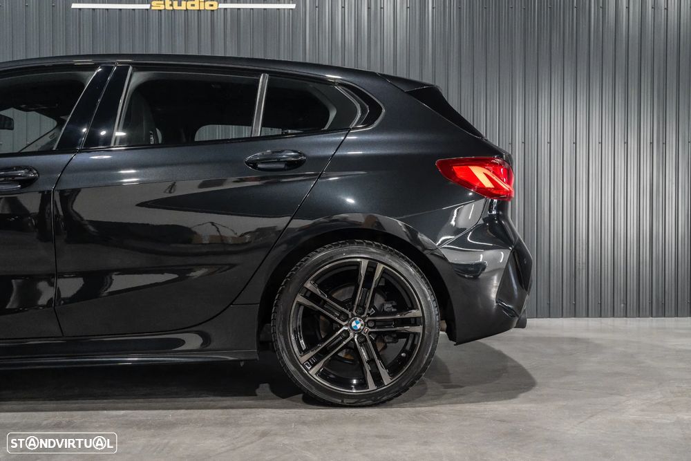 BMW 118 i Pack M Auto - 31