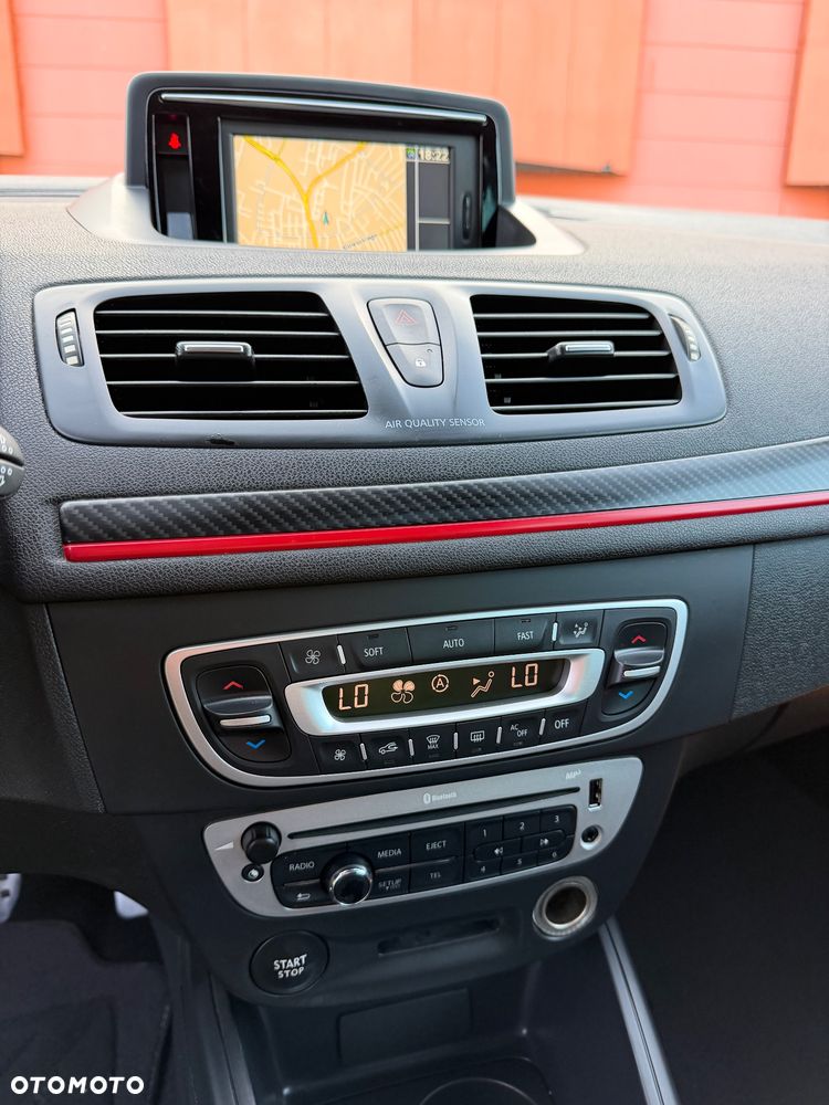 Renault Megane TCe 180 GT - 19