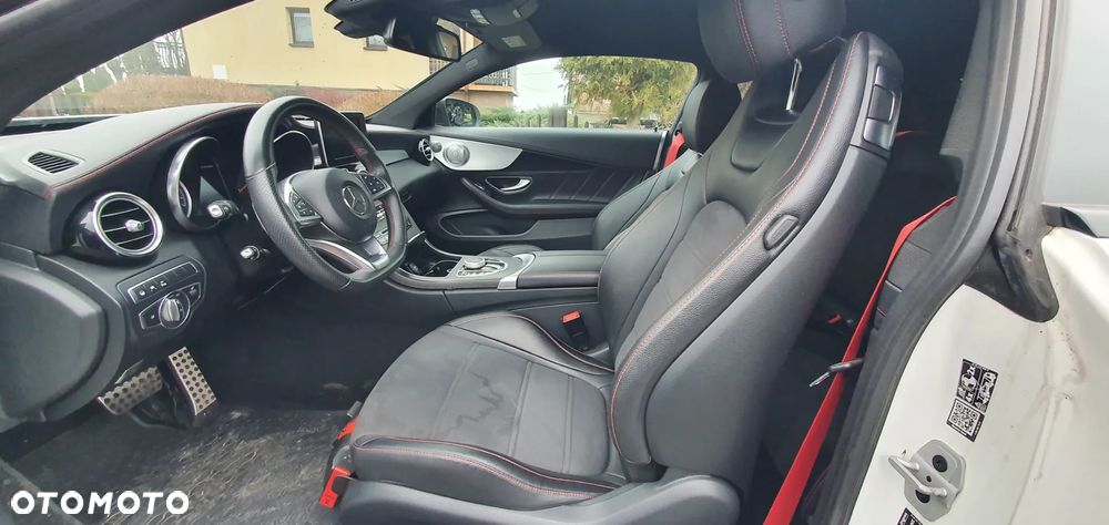 Mercedes-Benz Klasa C AMG 43 4-Matic - 9