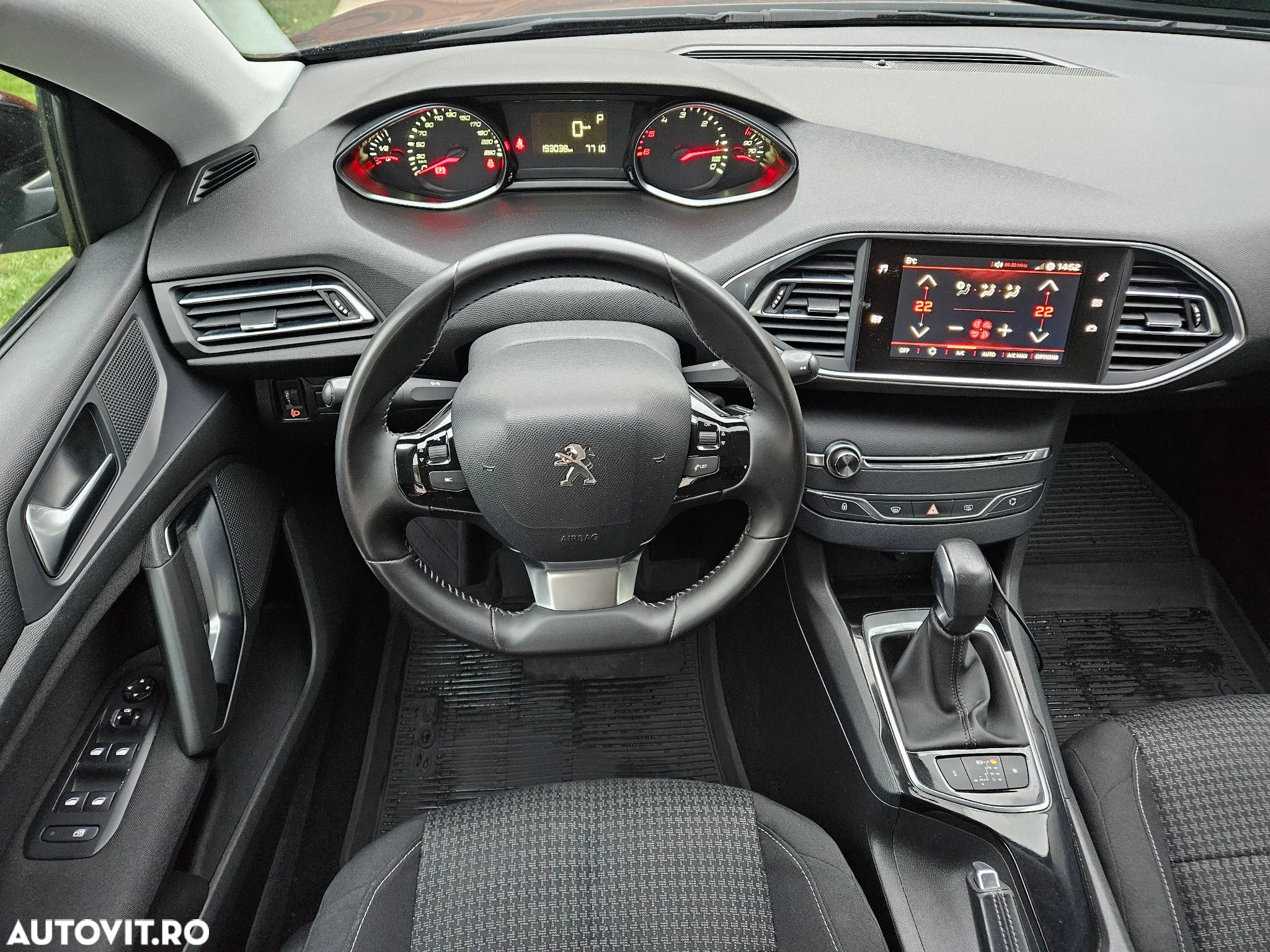 Peugeot 308 SW BlueHDi 120 EAT6 Stop & Start Active - 9