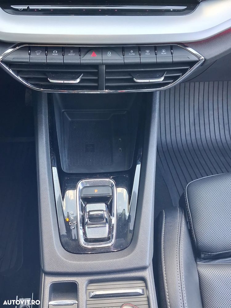 Skoda Octavia 2.0 TDI DSG First Edition - 38