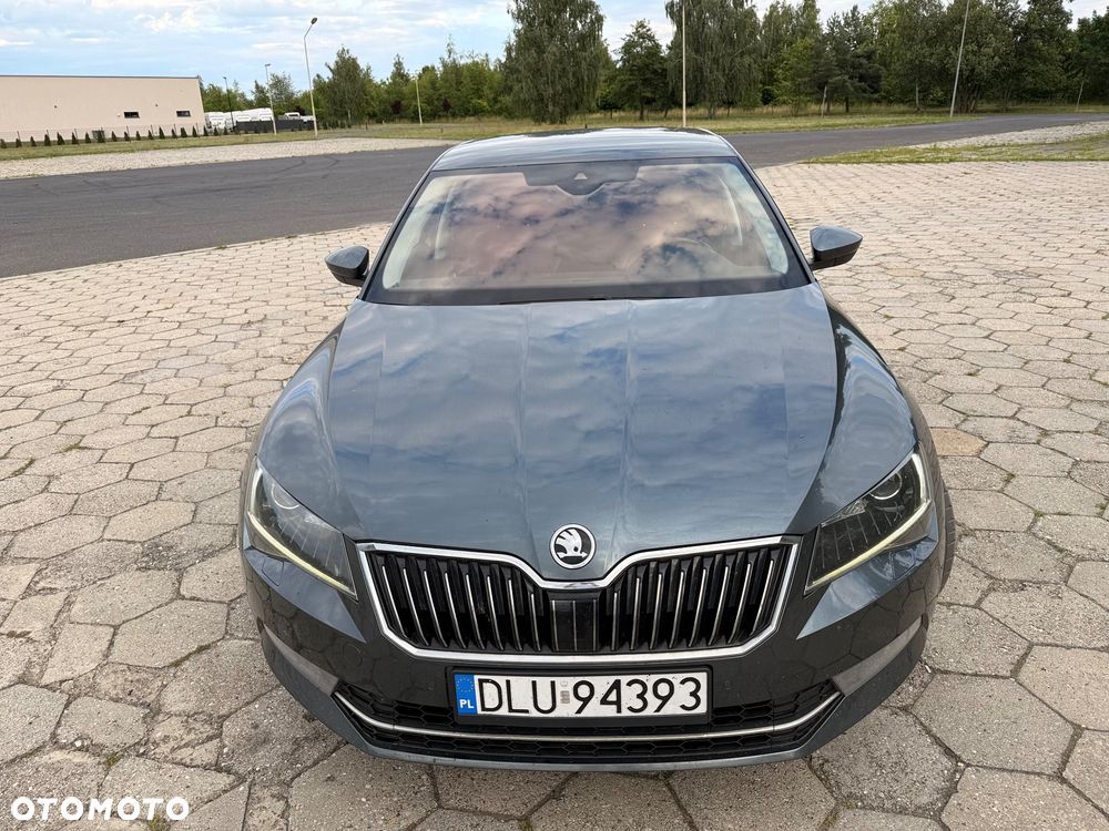 Skoda Superb 2.0 TDI 4x4 L&K DSG - 5