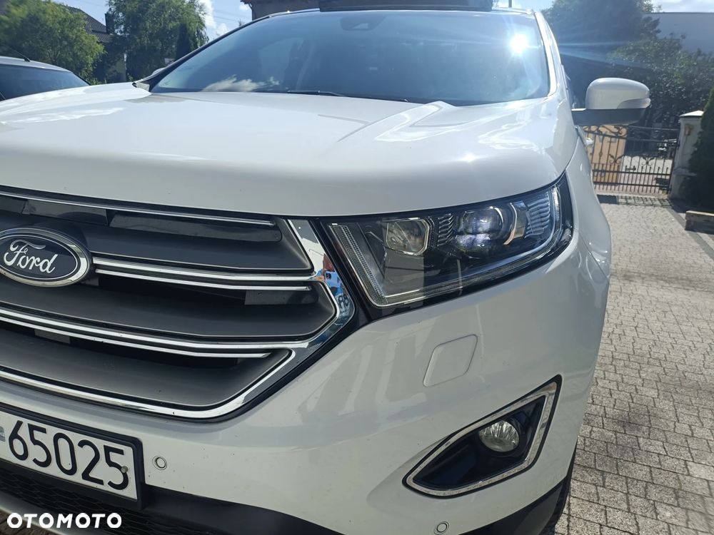 Ford Edge 2.0 TDCi 4x4 Titanium - 23