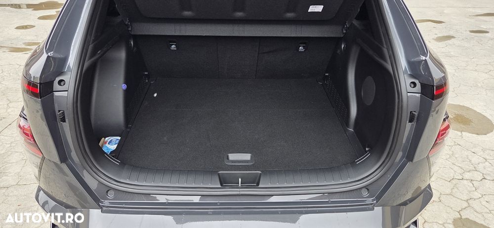 Hyundai KONA BEV 204 CP 64.8 kWh Luxury N Line - 31