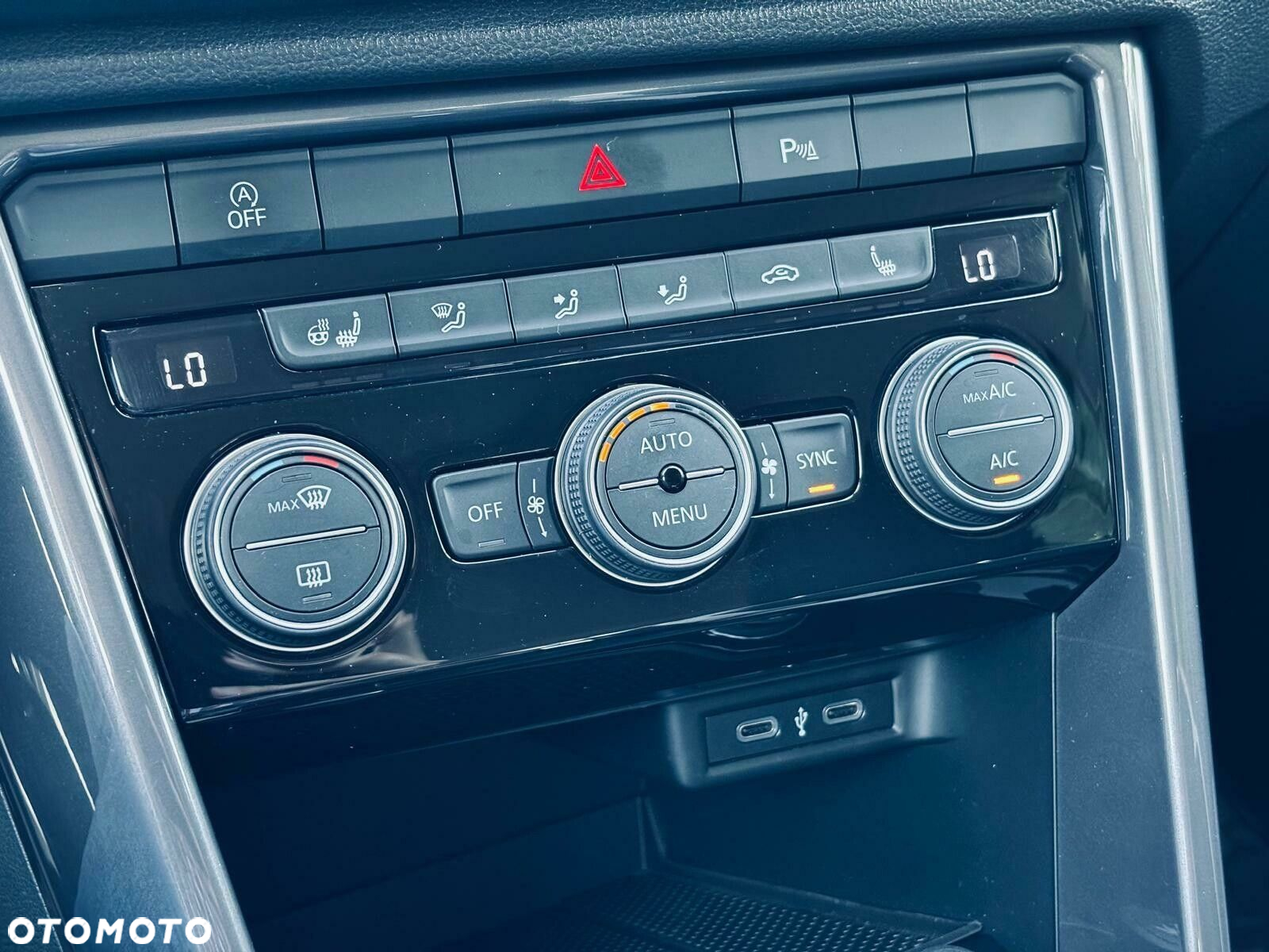 Volkswagen T-Roc 1.5 TSI ACT Premium DSG - 31