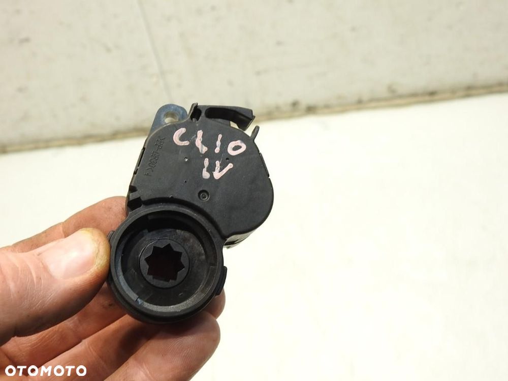 SILNICZEK NAGRZEWNICY RENAULT CLIO IV 1009914P - 2