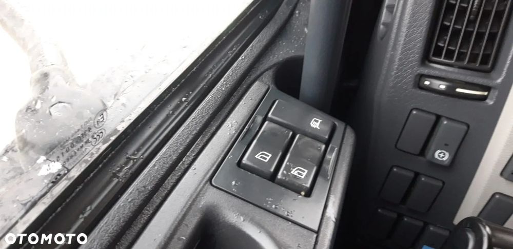 Volvo FL 240 euro5 Super Stan IGŁA tylko 280tyś km kabina sypialna ogrzewany kontener - 19