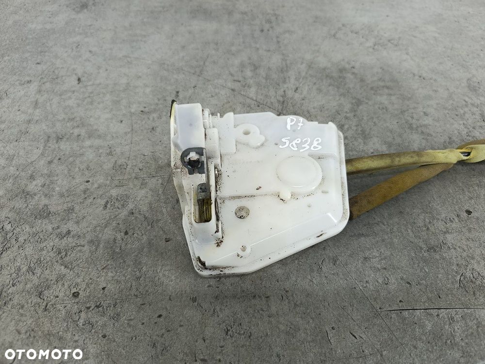 ZAMEK DRZWI PRAWY TYŁ MAZDA 2 II F96-G15-R1 - 3
