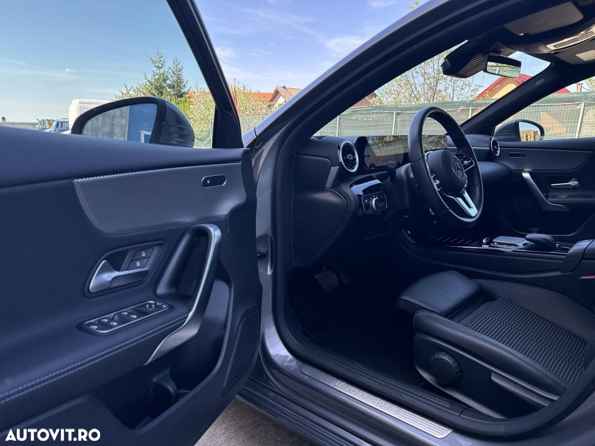 Mercedes-Benz A 180 d 8G-DCT - 9