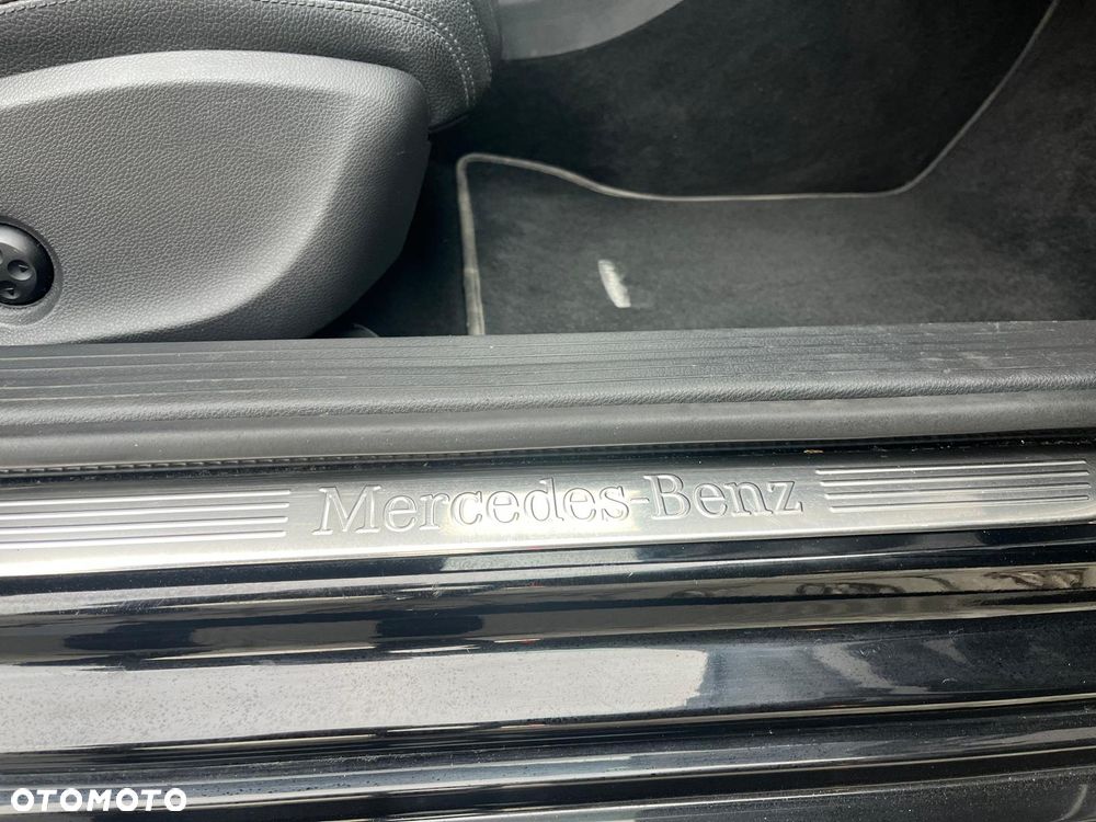 Mercedes-Benz CLA 250 4Matic 7G-DCT AMG Line - 33